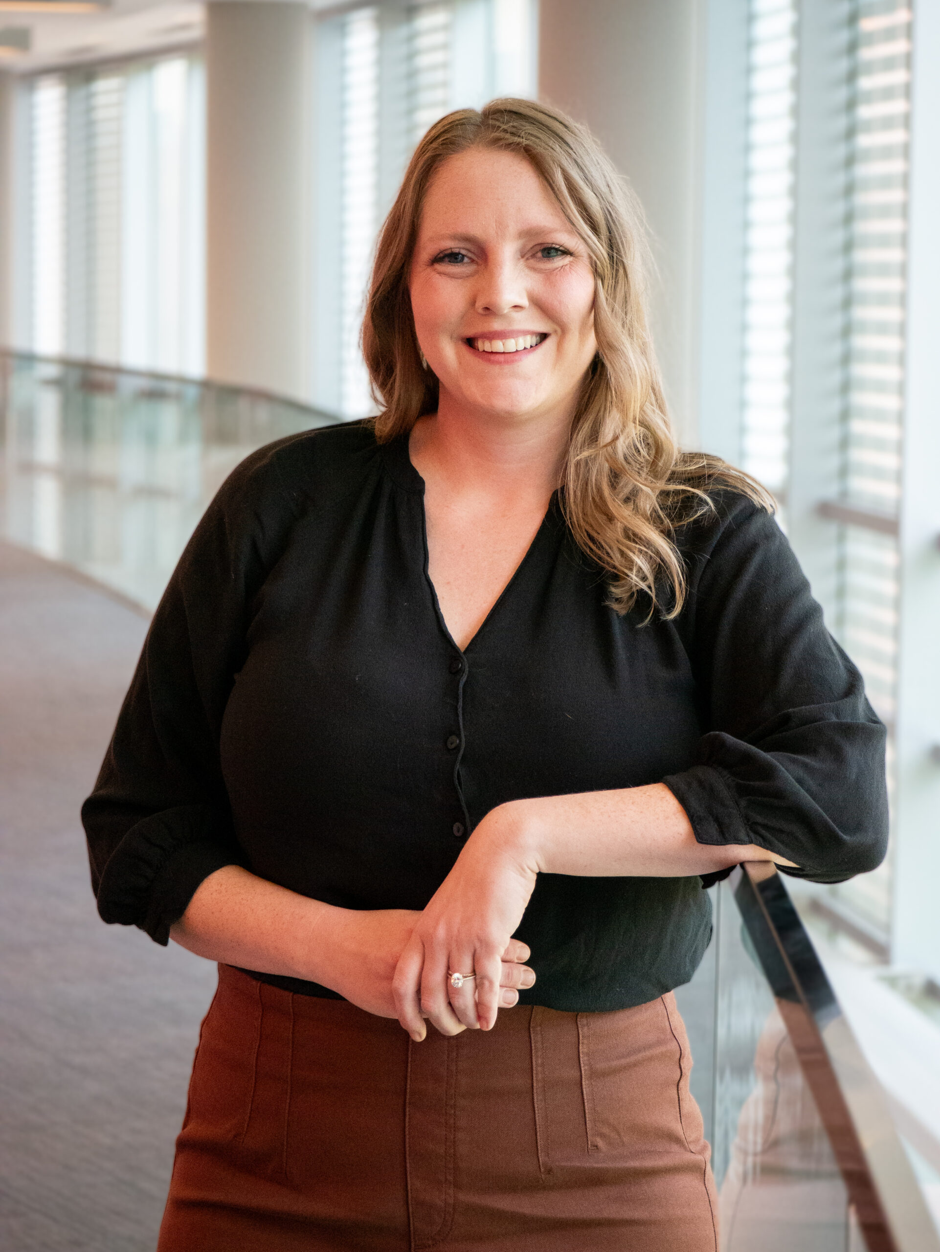Sara Thomson headshot
